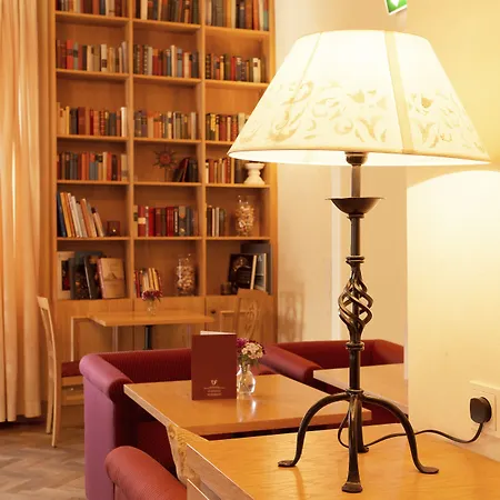 フロレンティーナ 3*