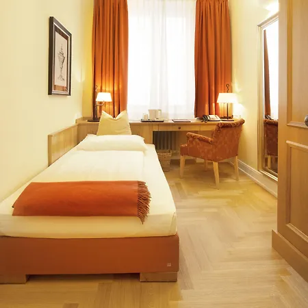 Florentina Hotell 3*